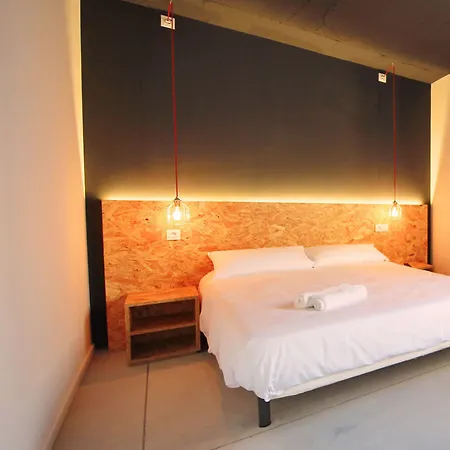 Hotel Brick - Turismo De Interior